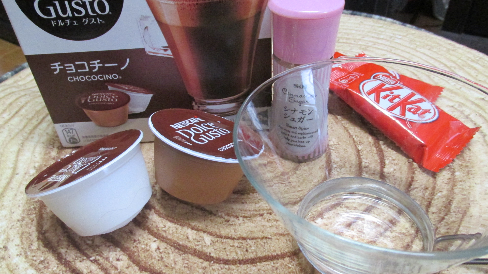 ネスカフェドルチェグストのアレンジレシピ｢メルティーチョコチーノ｣ - Coffee Ambassador(コーヒーアンバサダー)